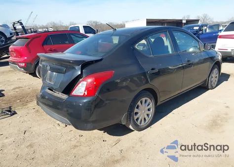 2015 Nissan Versa 1.6 S z USA, uszkodzony, nr VIN 3N1CN7AP2FL859883